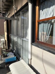 軽量アルミ雨戸に取替‼
