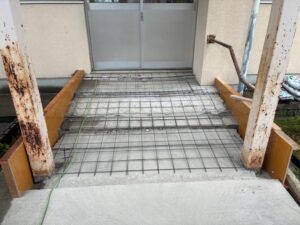 奈良市内中学校｜春休みのスロープ築造工事